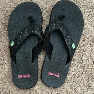 Sanuk Girls Flip Flops
